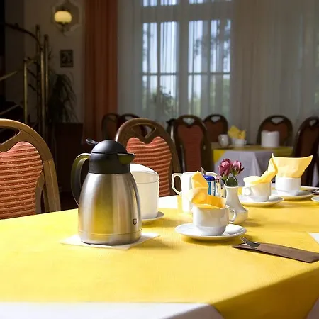 Saint Antonius Hotel 3*